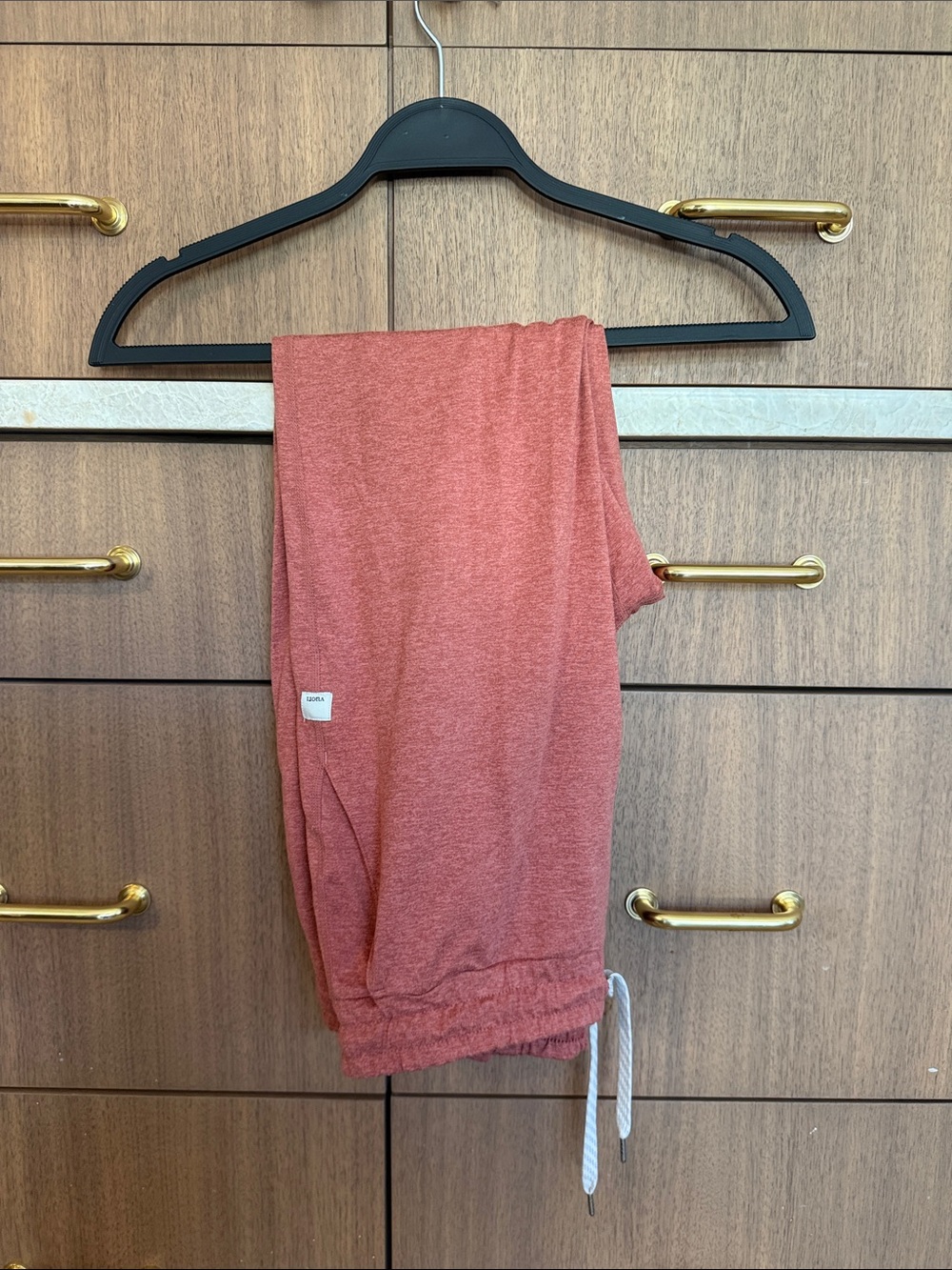 Vuori Performance joggers (s) and zip up hoodie (xs)